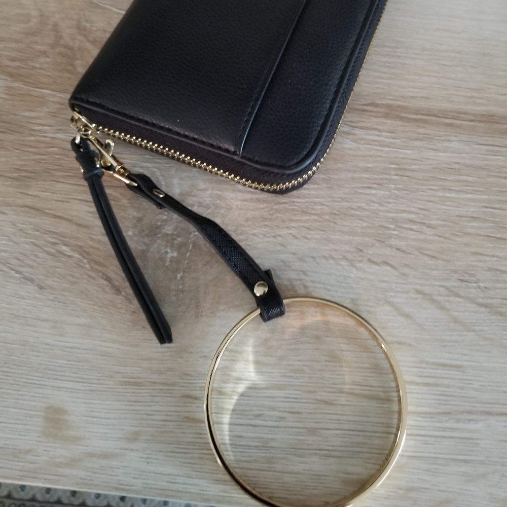 Indigo Women's Black Wallet - Picture 2 of 5